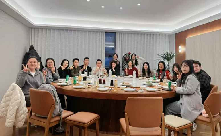 Team building dinner and social activities